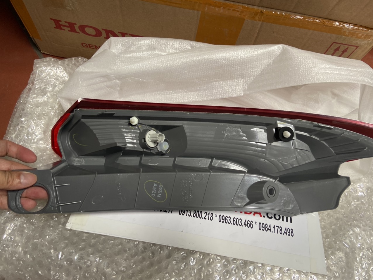 Đèn lái sau miếng trên xe Honda Crv 2013-2015